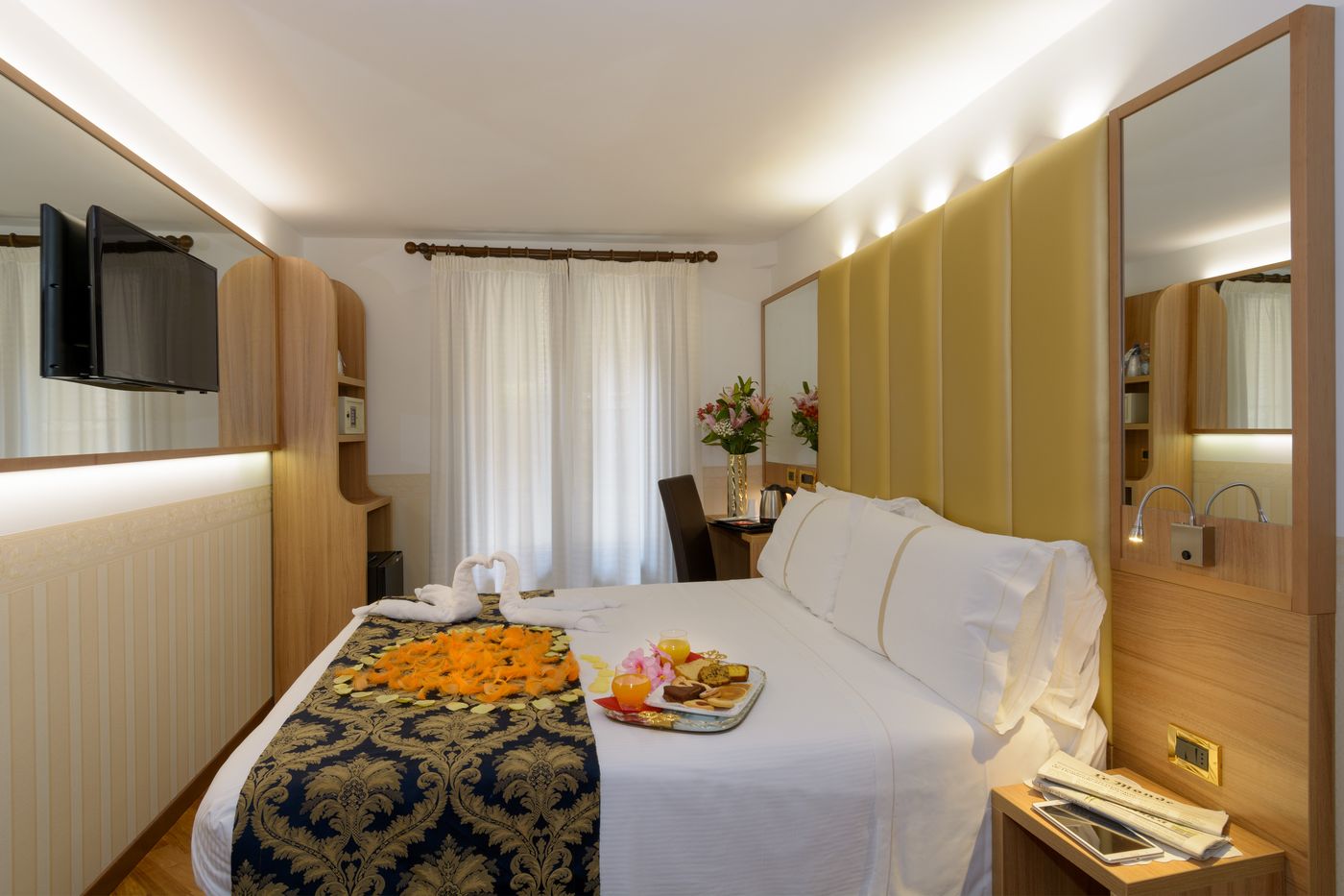 Unahotels-Ala-Venezia--Adults-16--Room-44