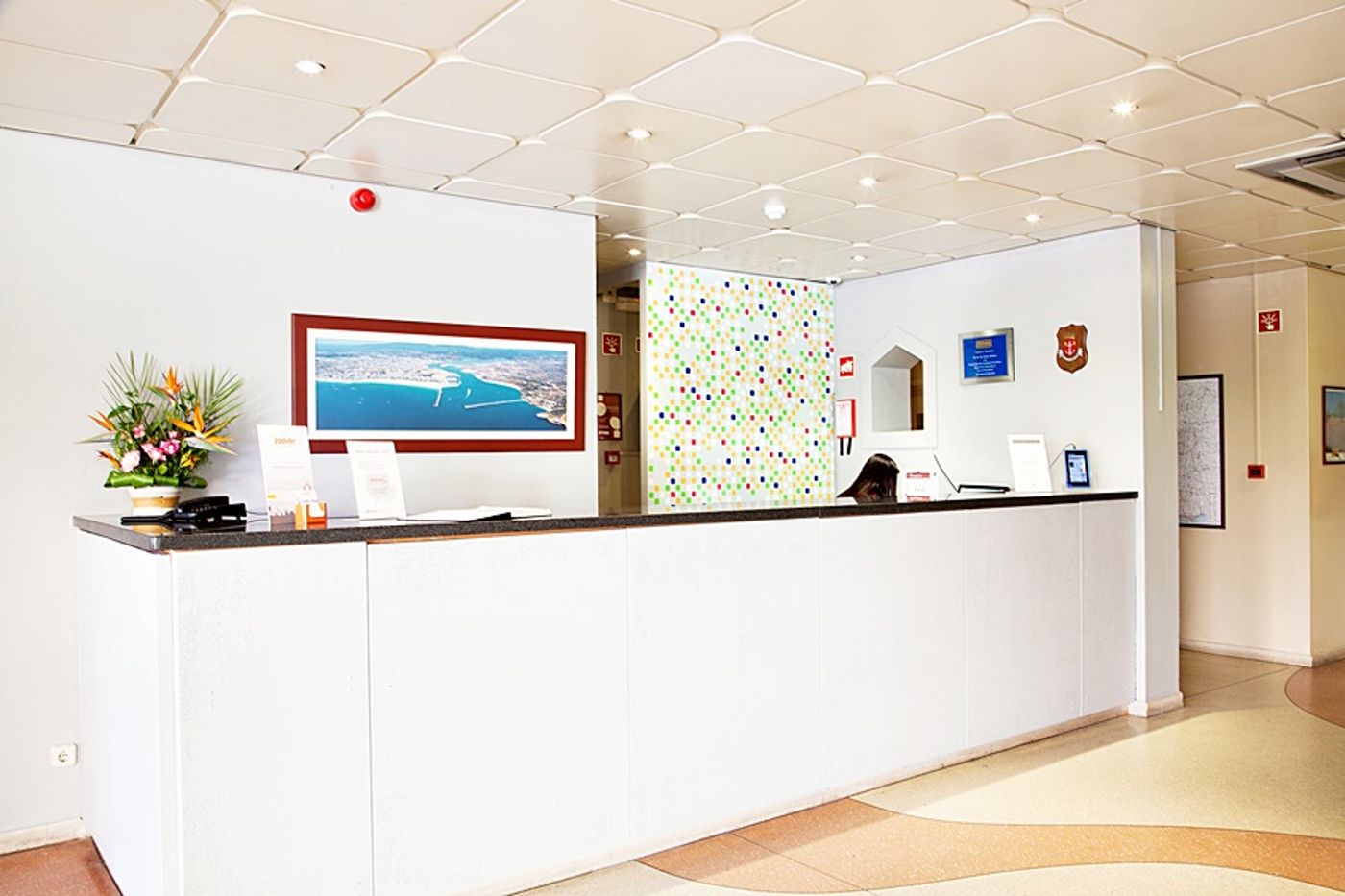 Club-Amarilis-Lobby-31