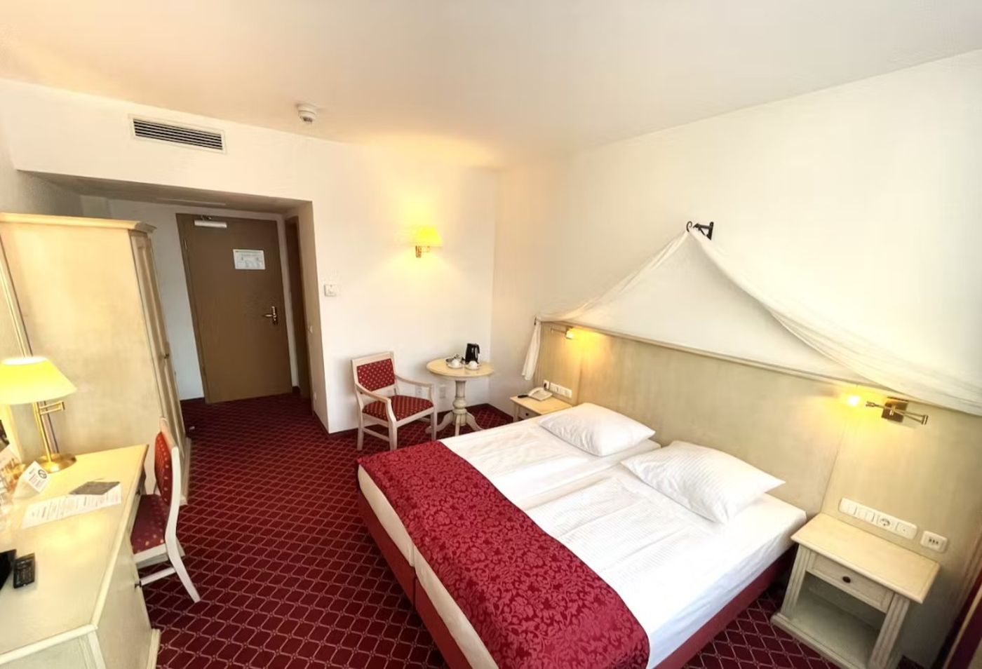 Hotel Chateau Kurfuerstendamm-Germany-BERLIN-Room-10