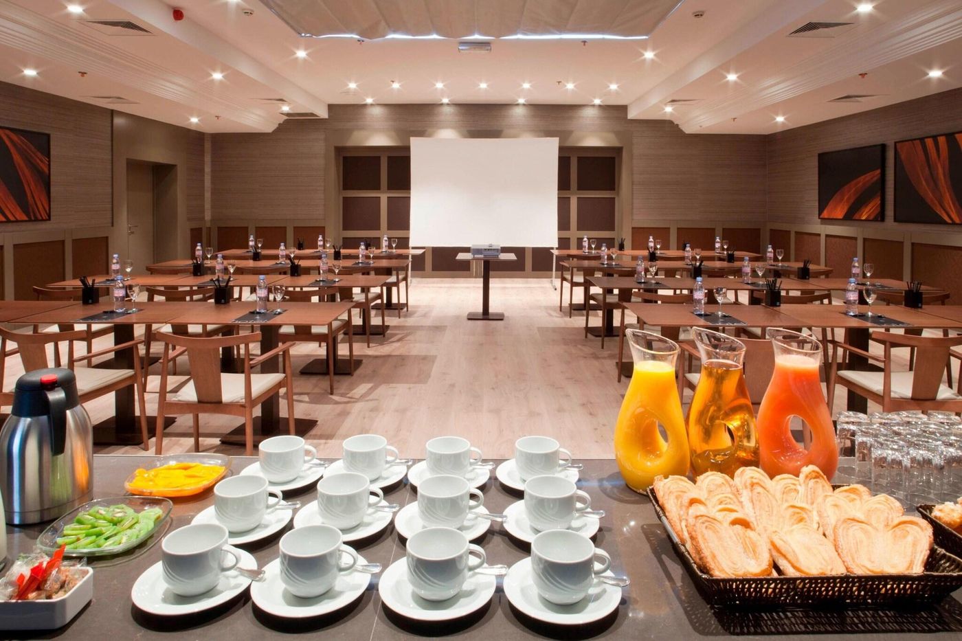 AC-Nice-Conferences-48