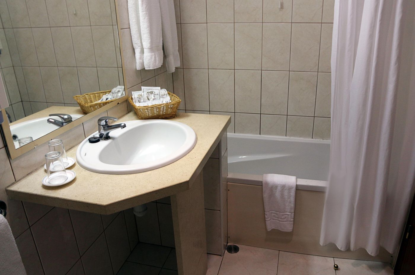 Ponta-Delgada-Room-26