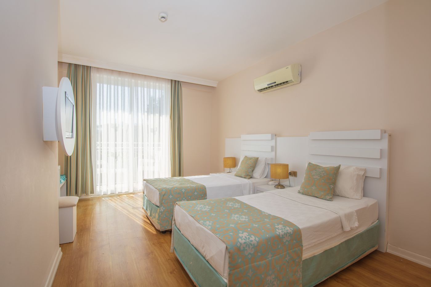 Sahra Su Holiday Village & Spa