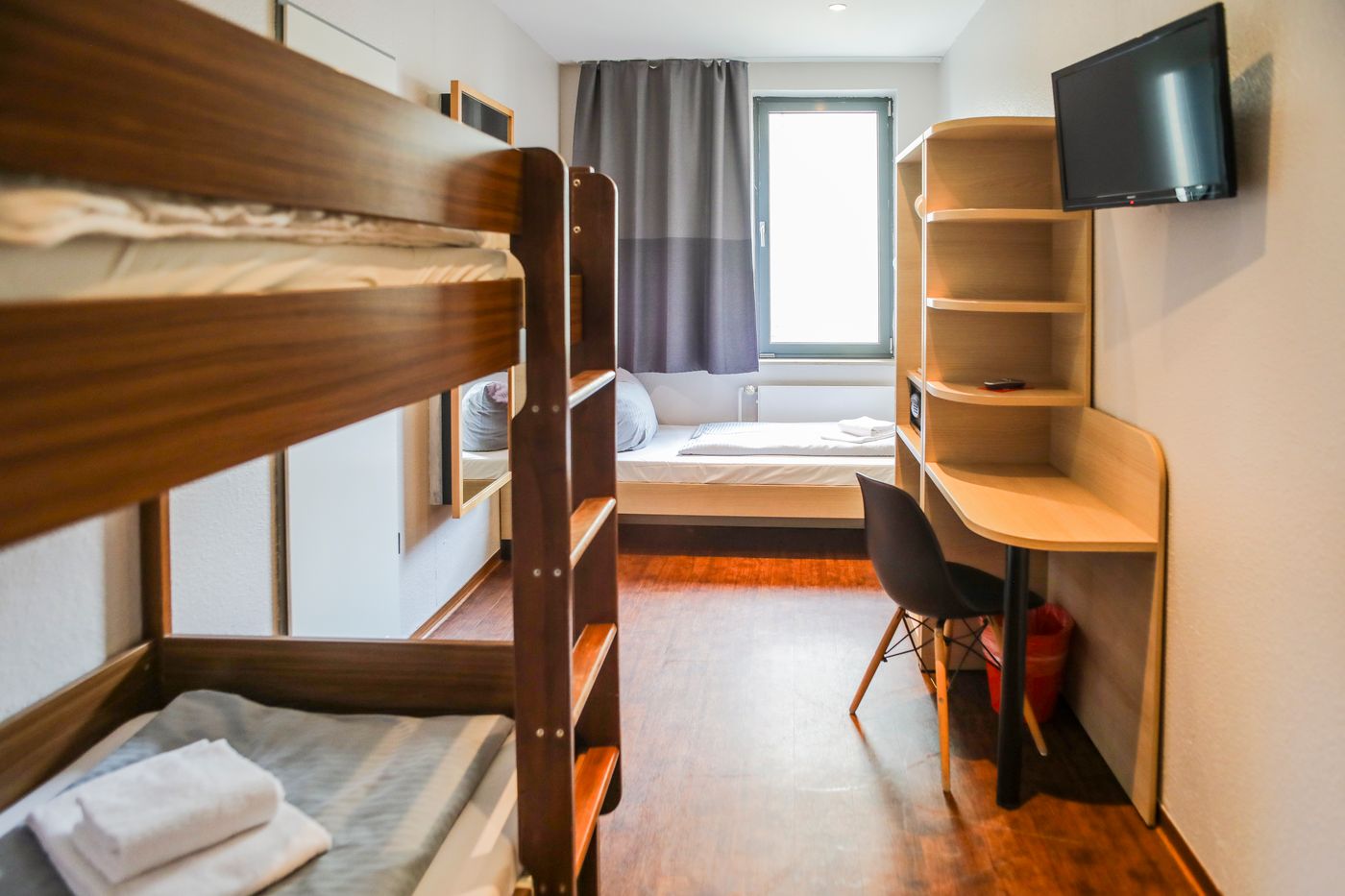 Acama-Kreuzberg-Hotel-Hostel-Room-19