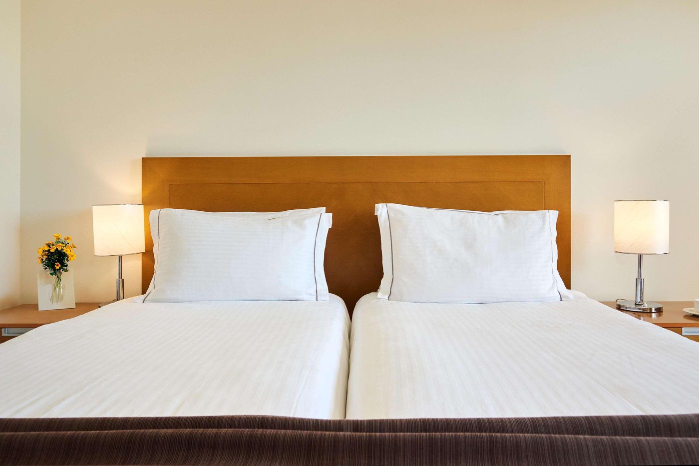 Neptune-Hotels---Resort--Convention-Centre---Spa-Room-45