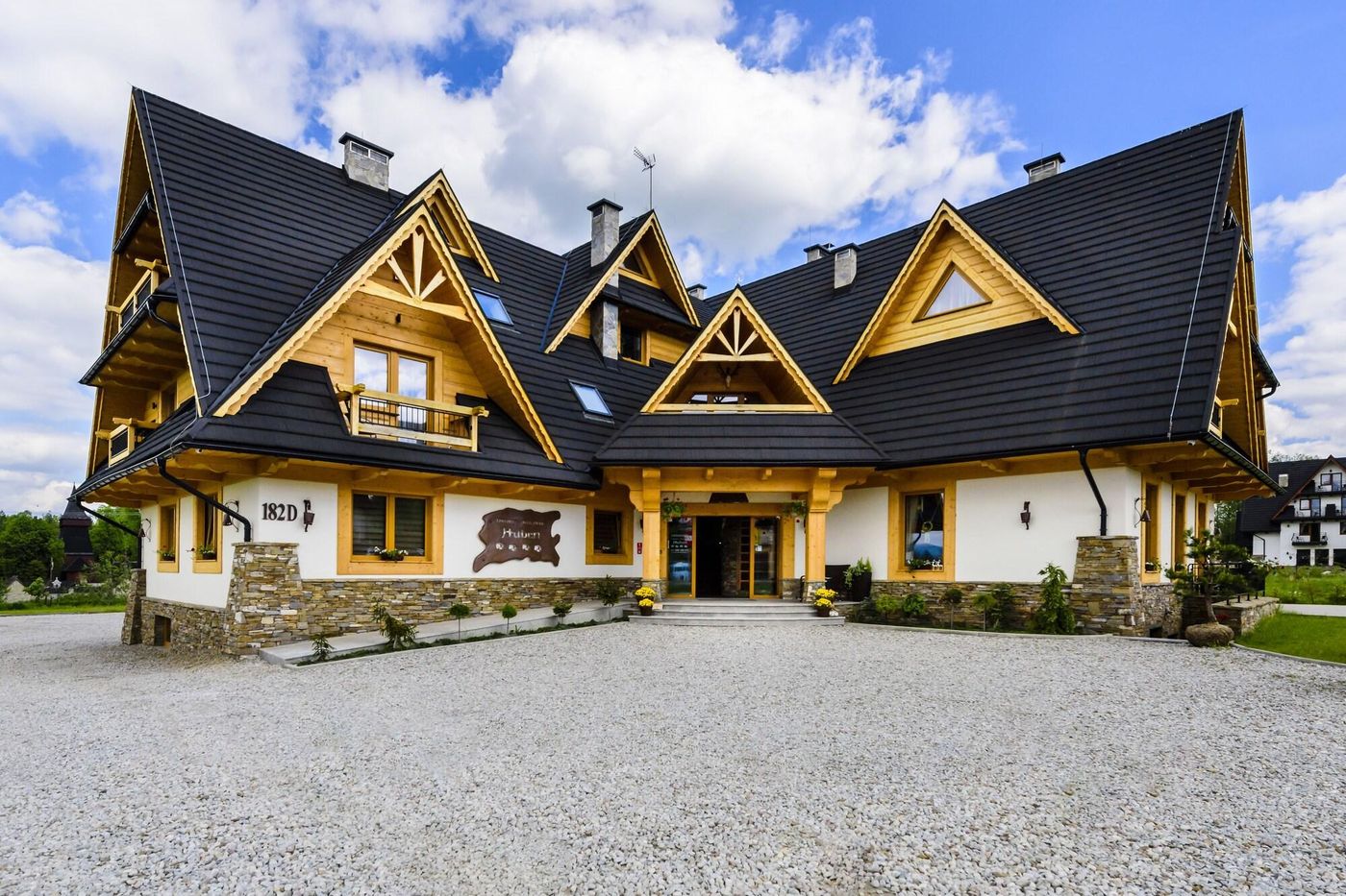 Dworek Mysliwski Hubert-Poland-BUKOWINA TATRZANSKA-General view-3