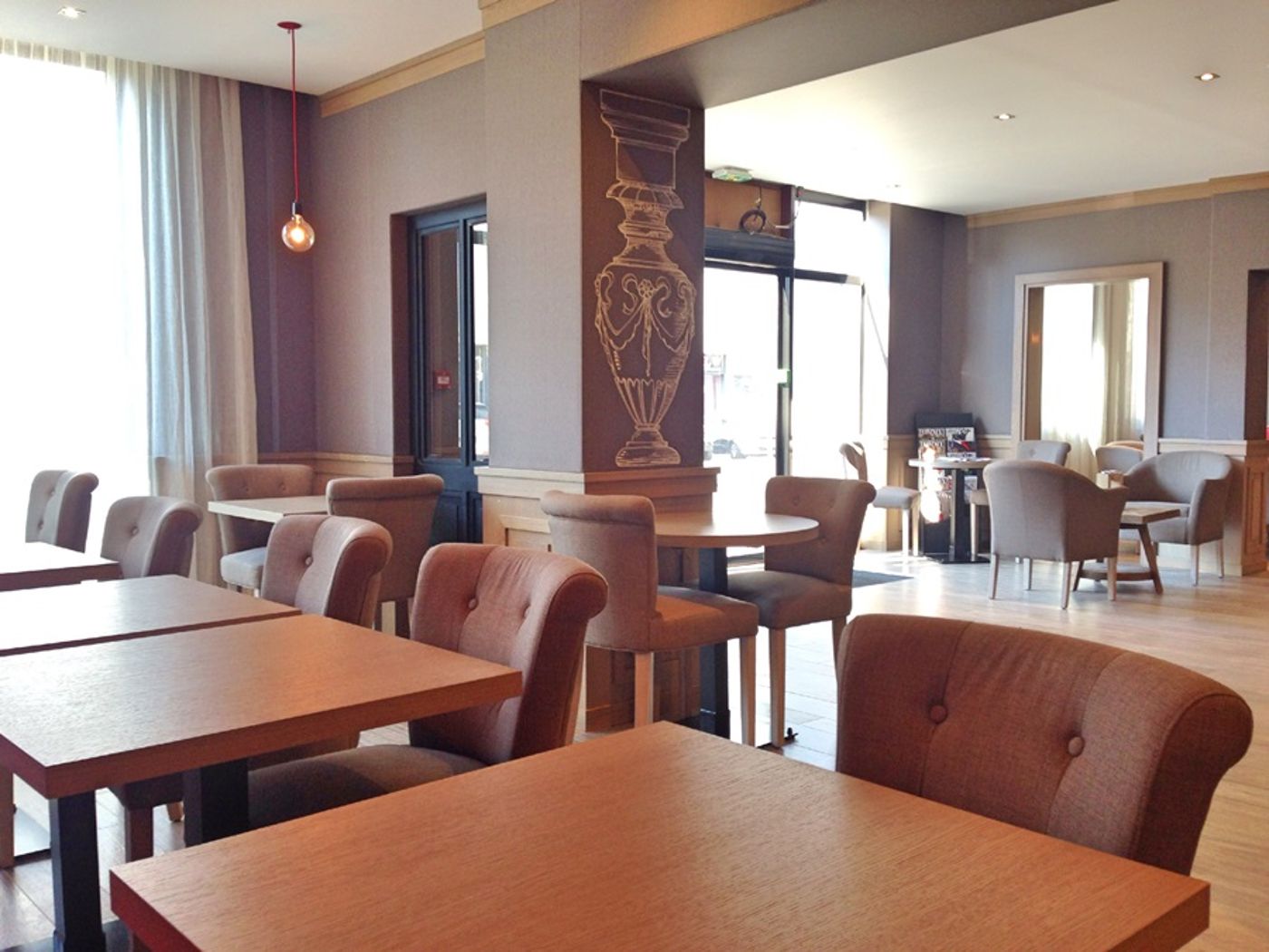 Hotel-Le-209-Paris-Bercy-General-view-12