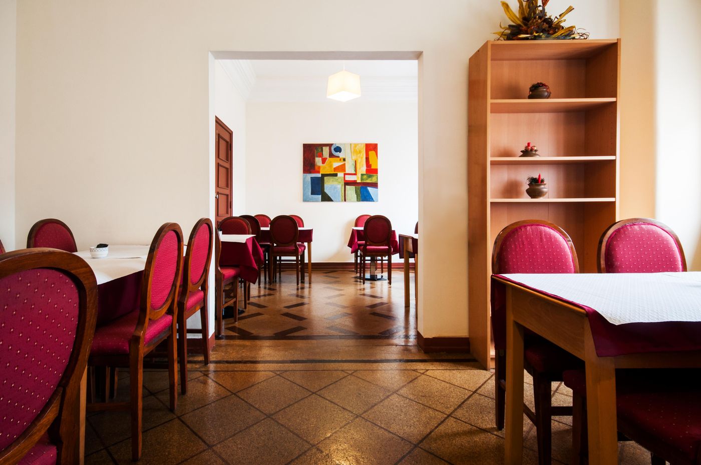 Residencial-Lar-do-Areeiro-Restaurant-10