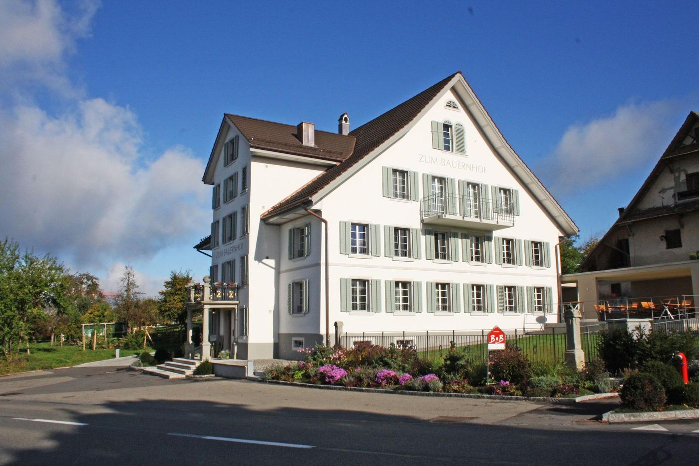 Gasthaus Zum Bauernhof-Switzerland-OBERLUNKHOFEN-General view-4