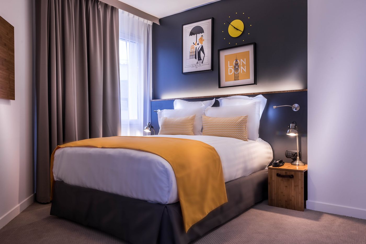 Best Western Plus Suitcase Paris la Defense