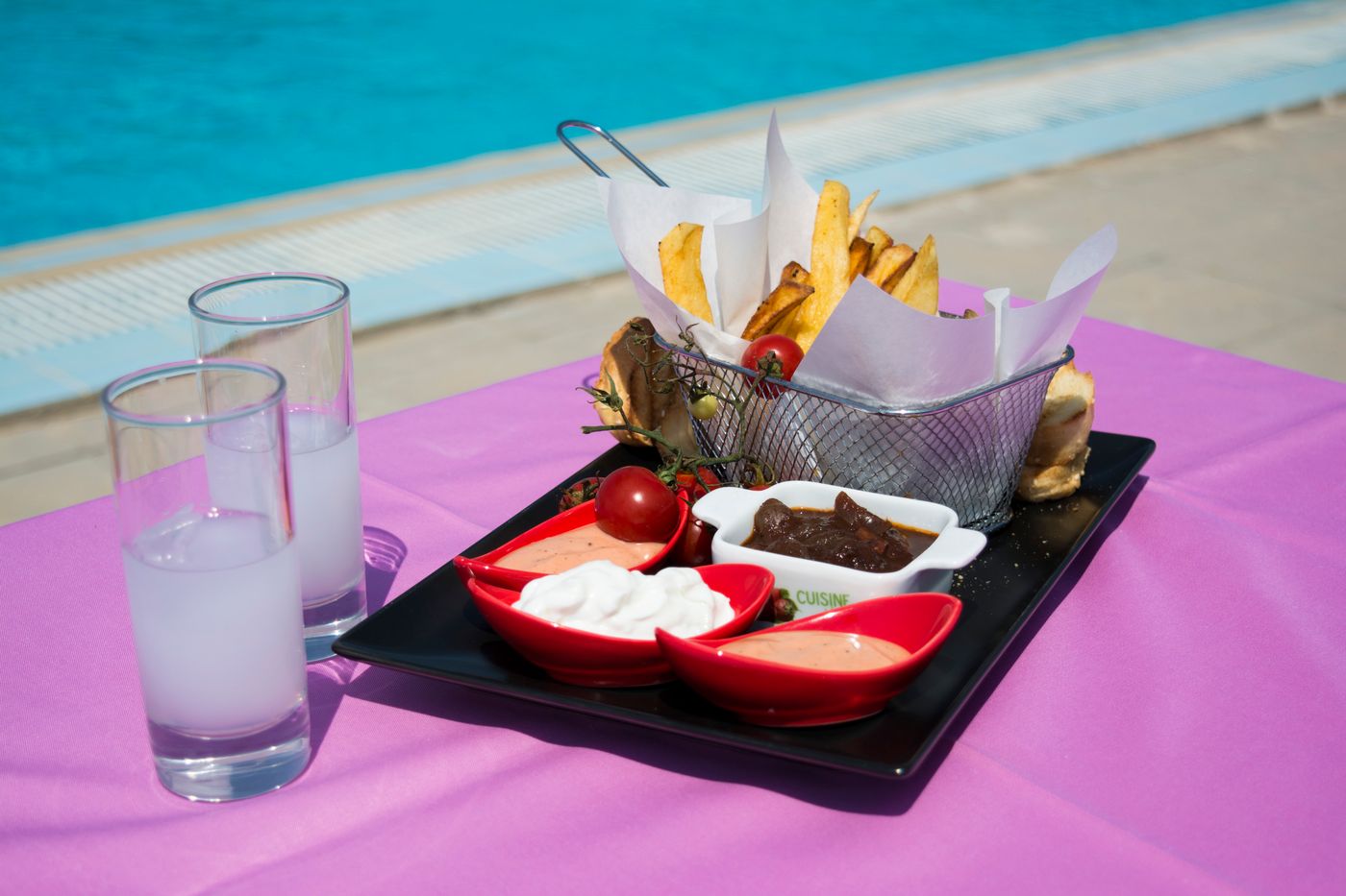 Bouradanis-Restaurant-32