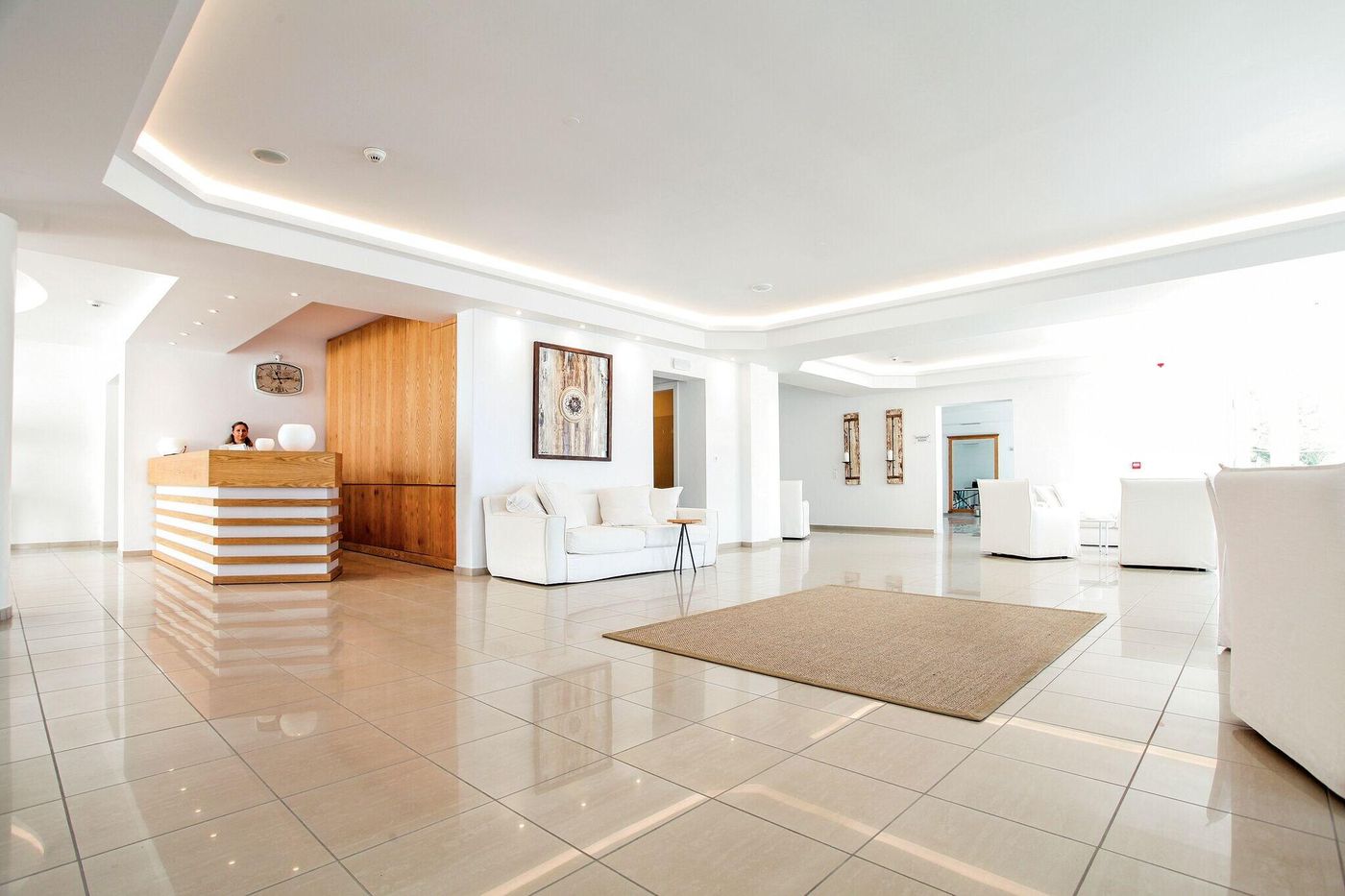 The-George-Hotel-Lobby-46