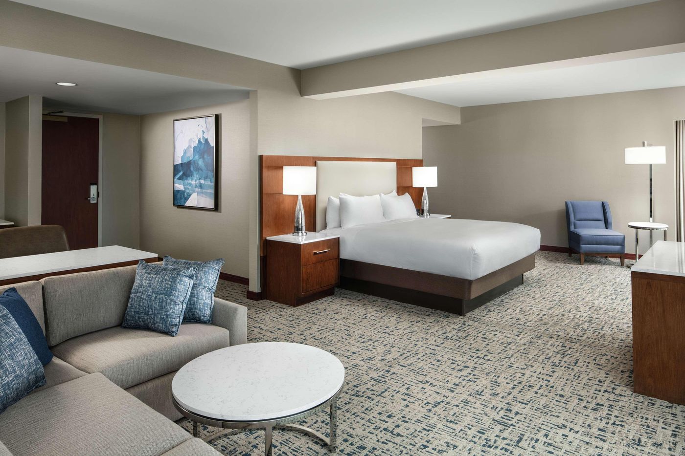 Hilton-Boston-Logan-Airport-Room-23