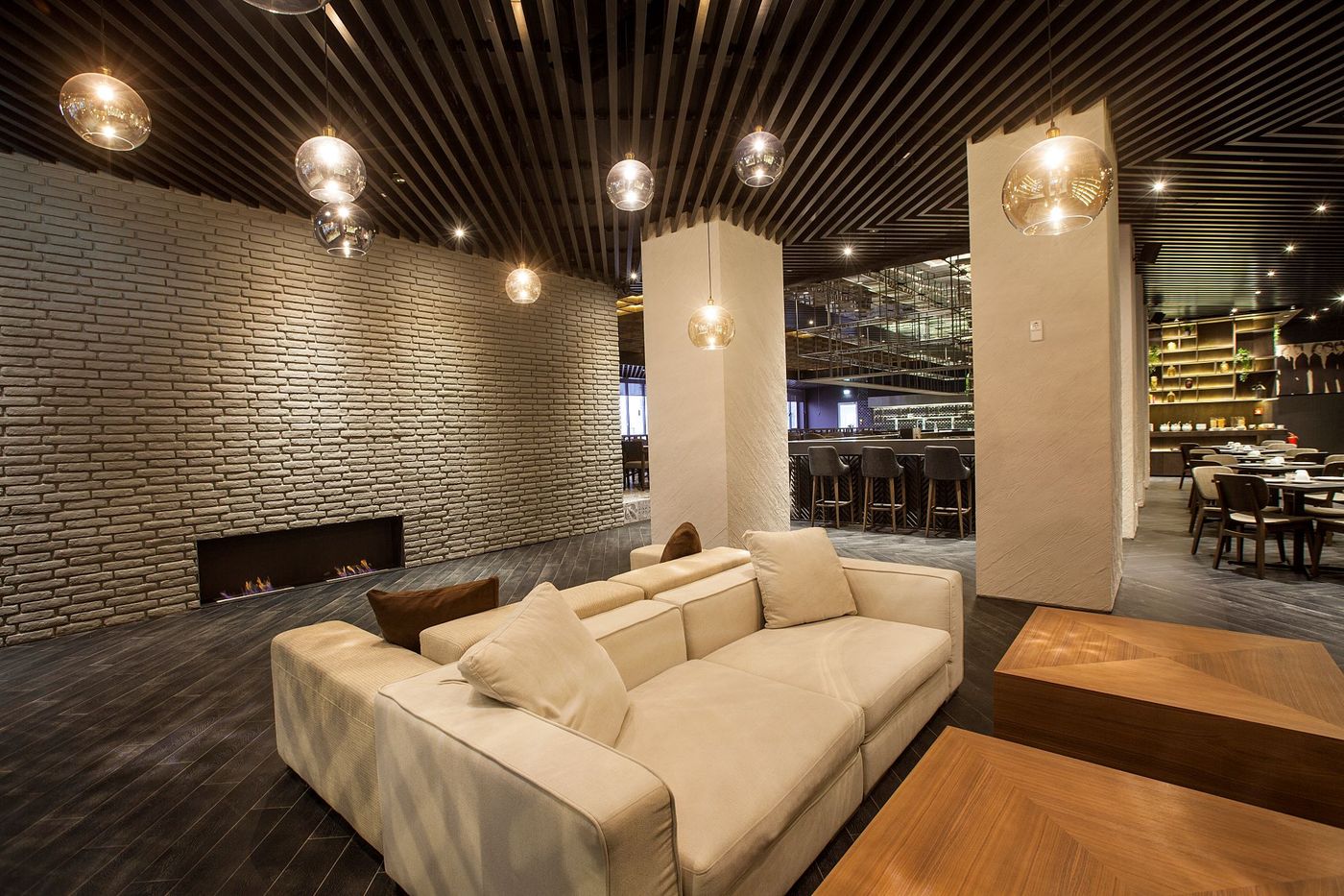 Quentin-XL-Potsdamer-Platz-Lobby-6