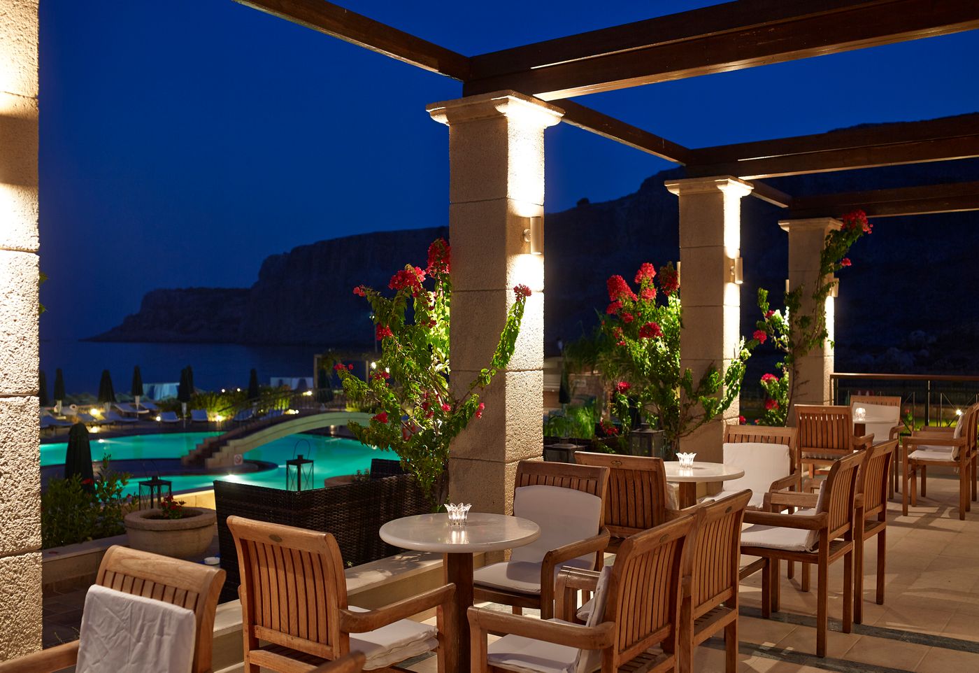 Lindian-Dream-Seaside-Resort---Adults-Only-Bar-9