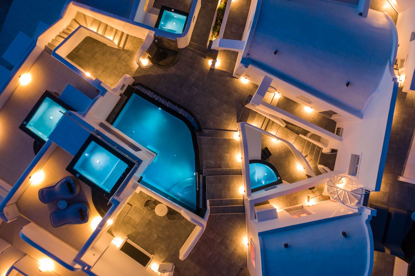 Sole-D-Oro-Luxury-Suites-Pool-7