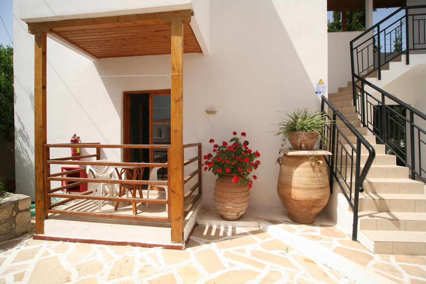 Classic-Apartments-Room-5