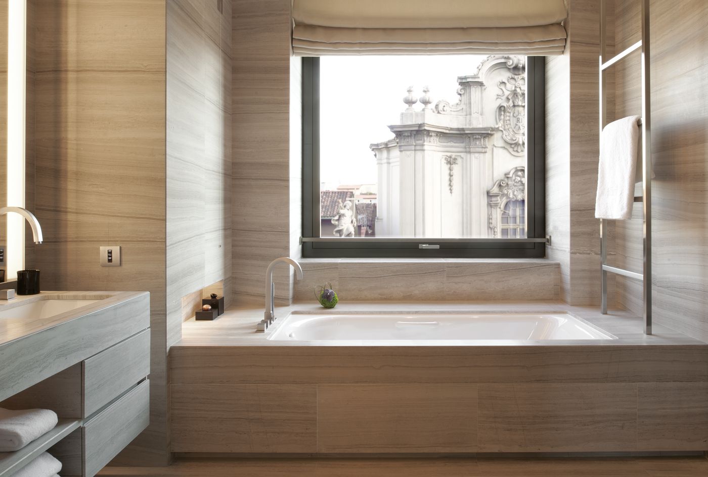 Armani-Hotel-Milano-Room-55