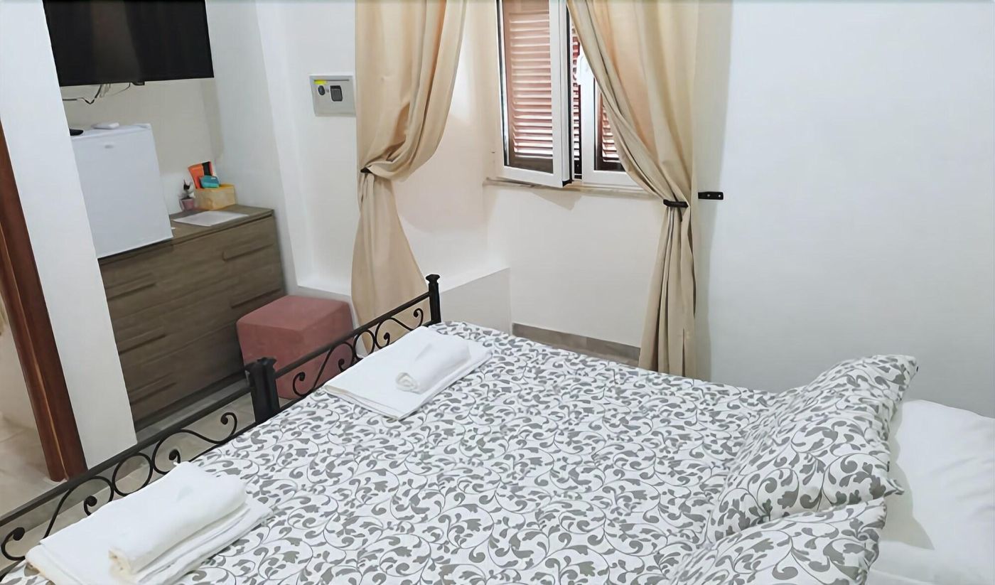 Grandis-Rooms-Room-11