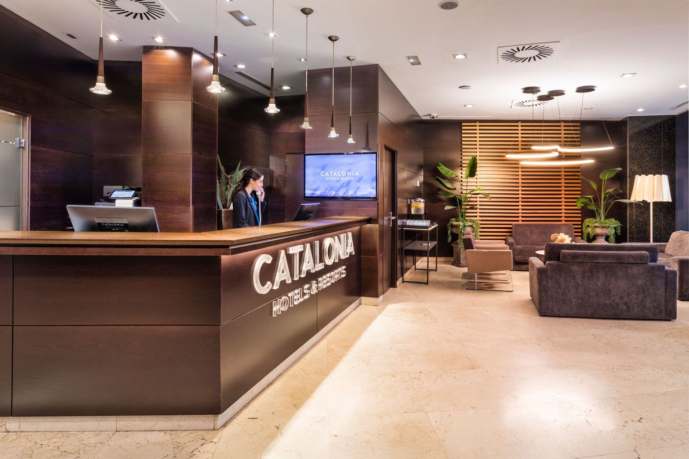 Catalonia-El-Retiro-Lobby-7