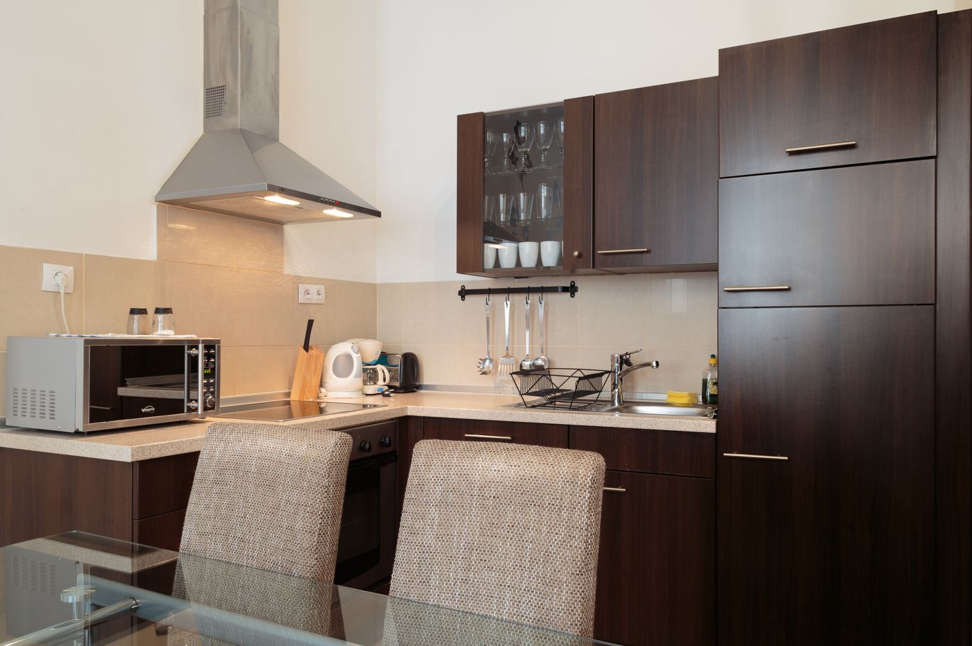 Gozsdu-Court-Room-12