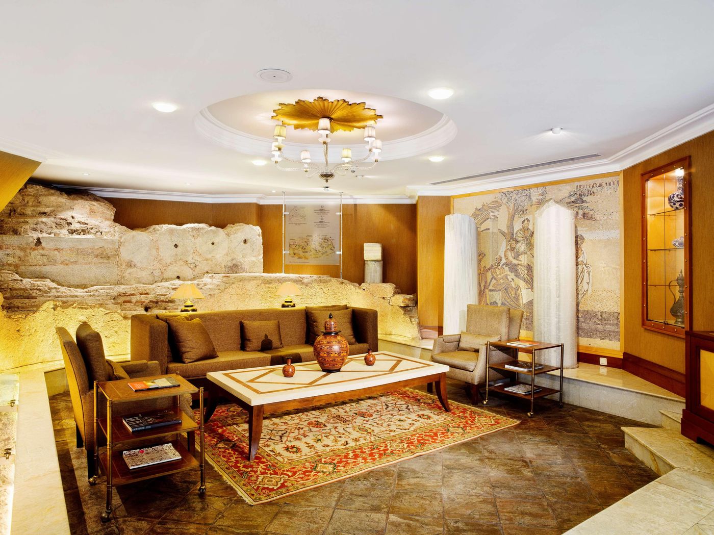 Eresin-Hotels-Sultanahmet-Lobby-3