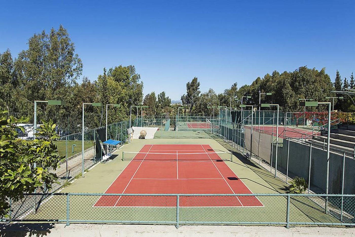 Crystal-Sunrise-Queen-Luxury-Resort---Spa-Sports-and-Entertainment-40