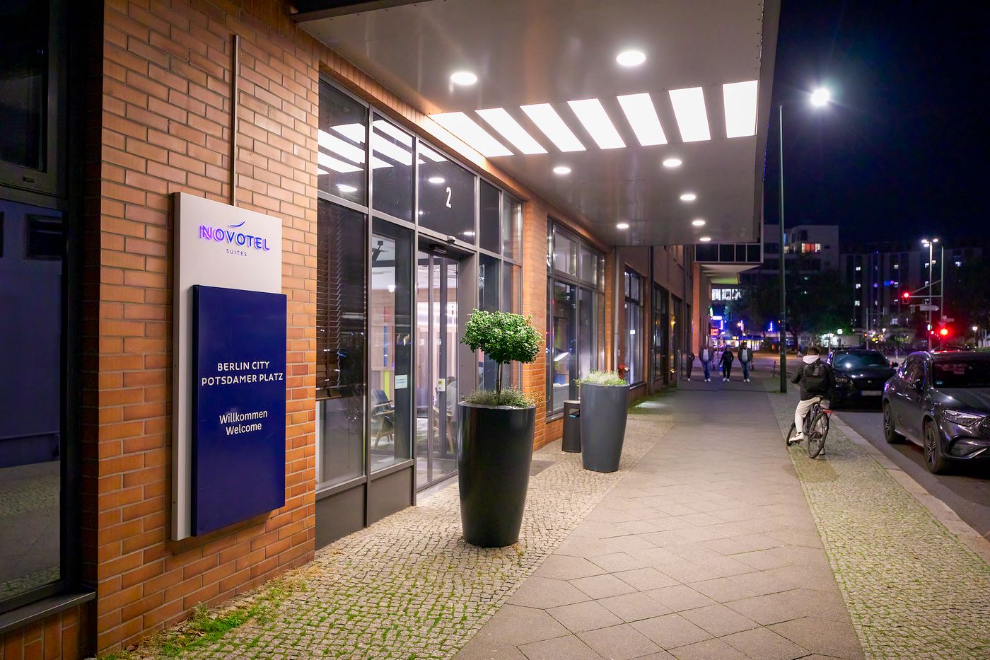 Novotel-Suites-Berlin-City-Potsdamer-Platz-General-view-7