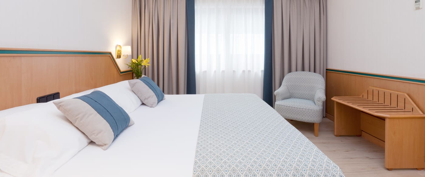 Santos-Praga-Room-19