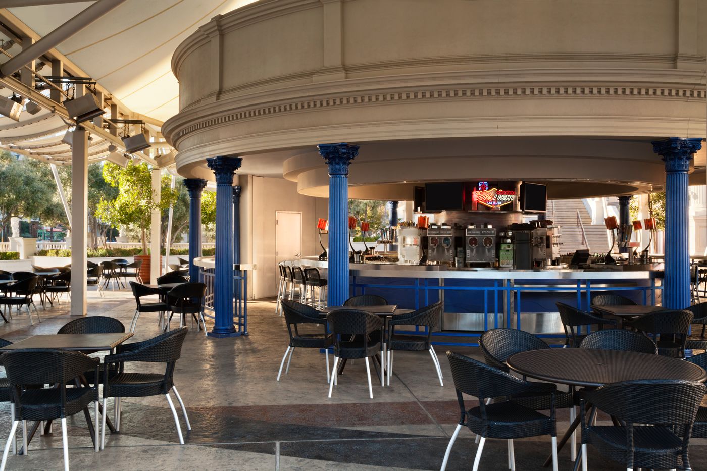 Caesars-Palace-Bar-72