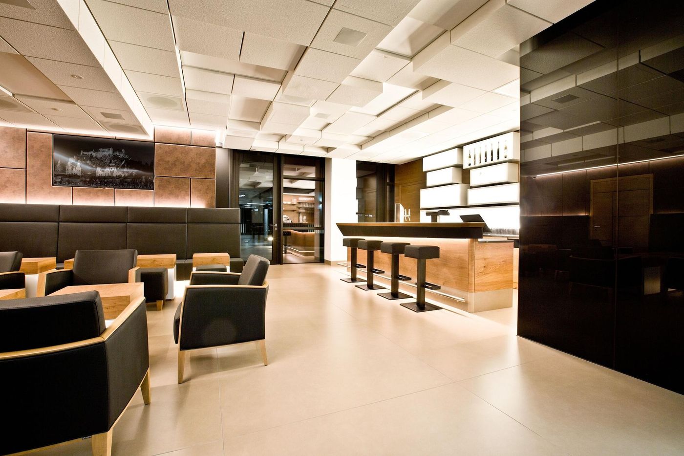 Cool Mama-Austria-Salzburg-Lobby-3