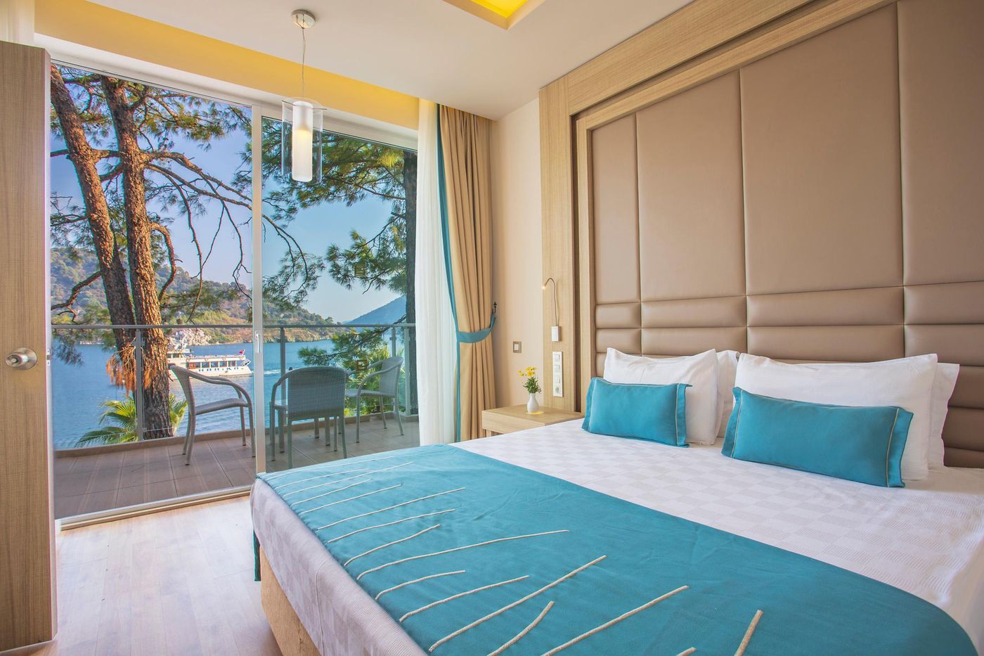 Orka-Lotus-Beach-Room-24