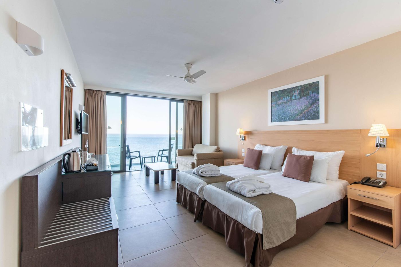 Preluna-Hotel---Spa-Room-11