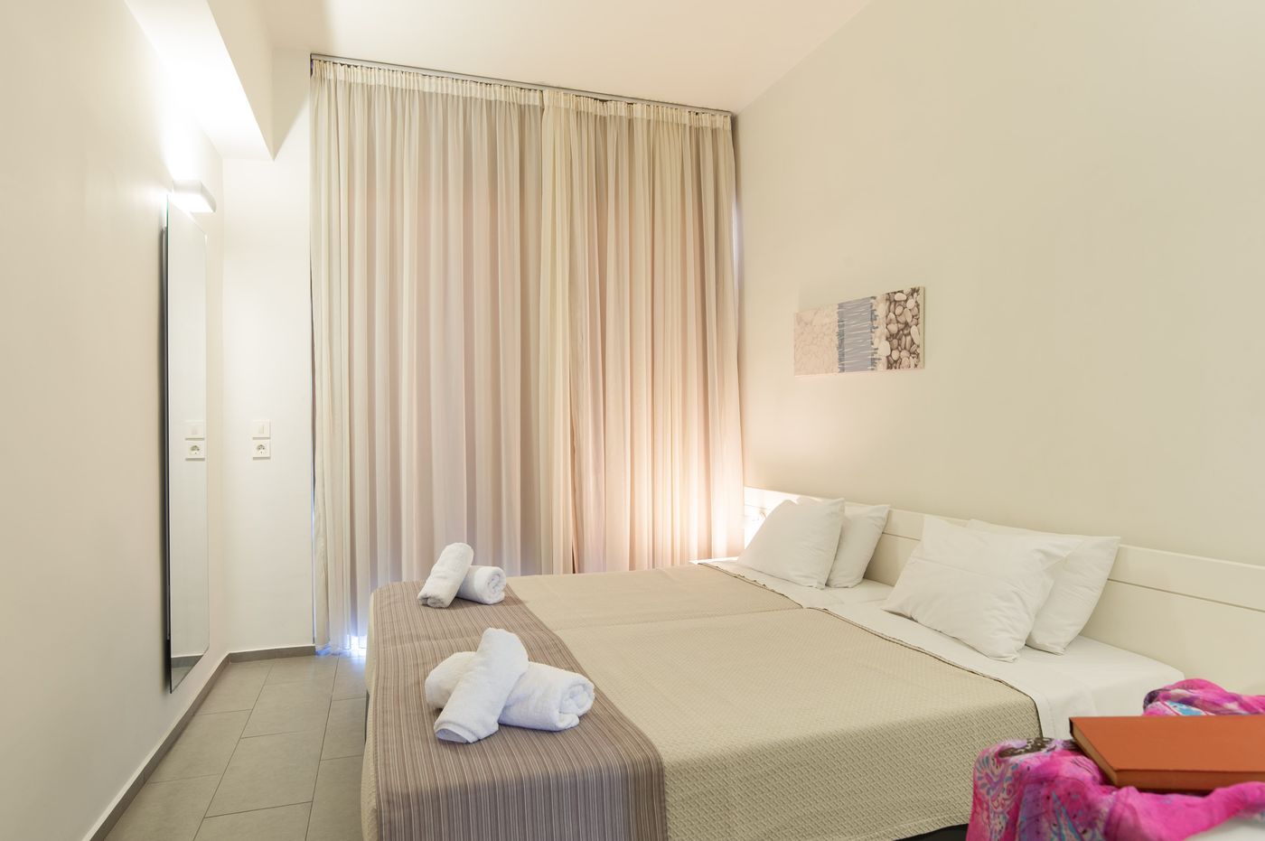 Atlantis-City-Hotel-Room-6