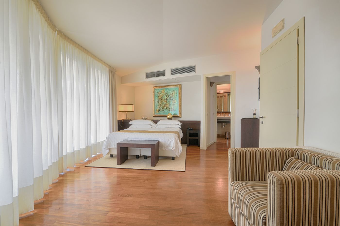 Eden-Rock-Resort-Room-14