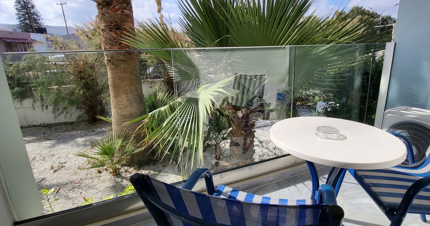 SHotels Sunset Beach