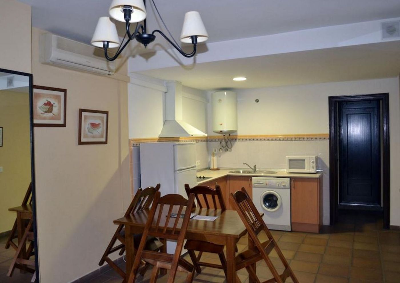 Casa Palacio De Los Leones