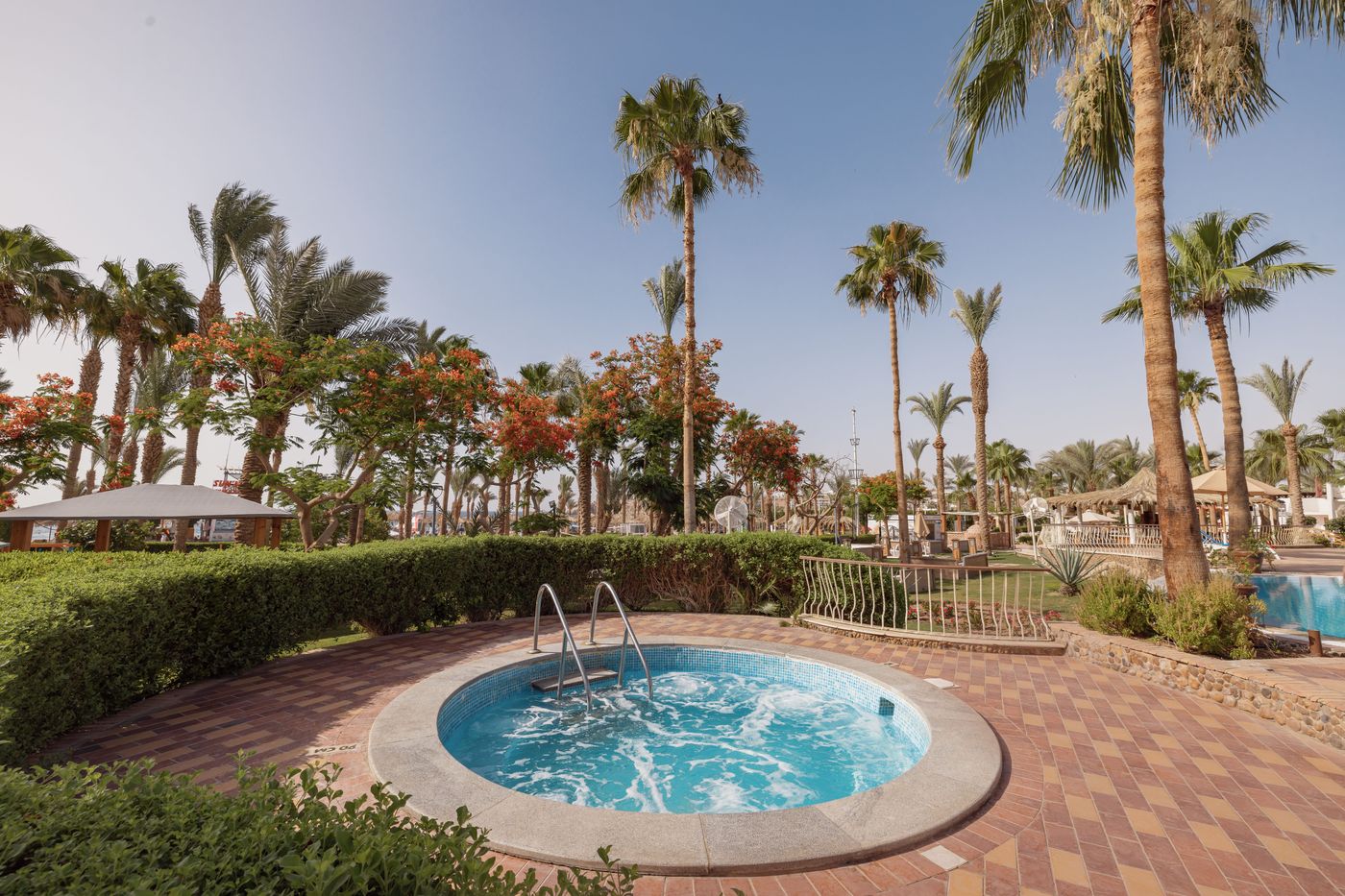 Fayrouz-Resort-Pool-3