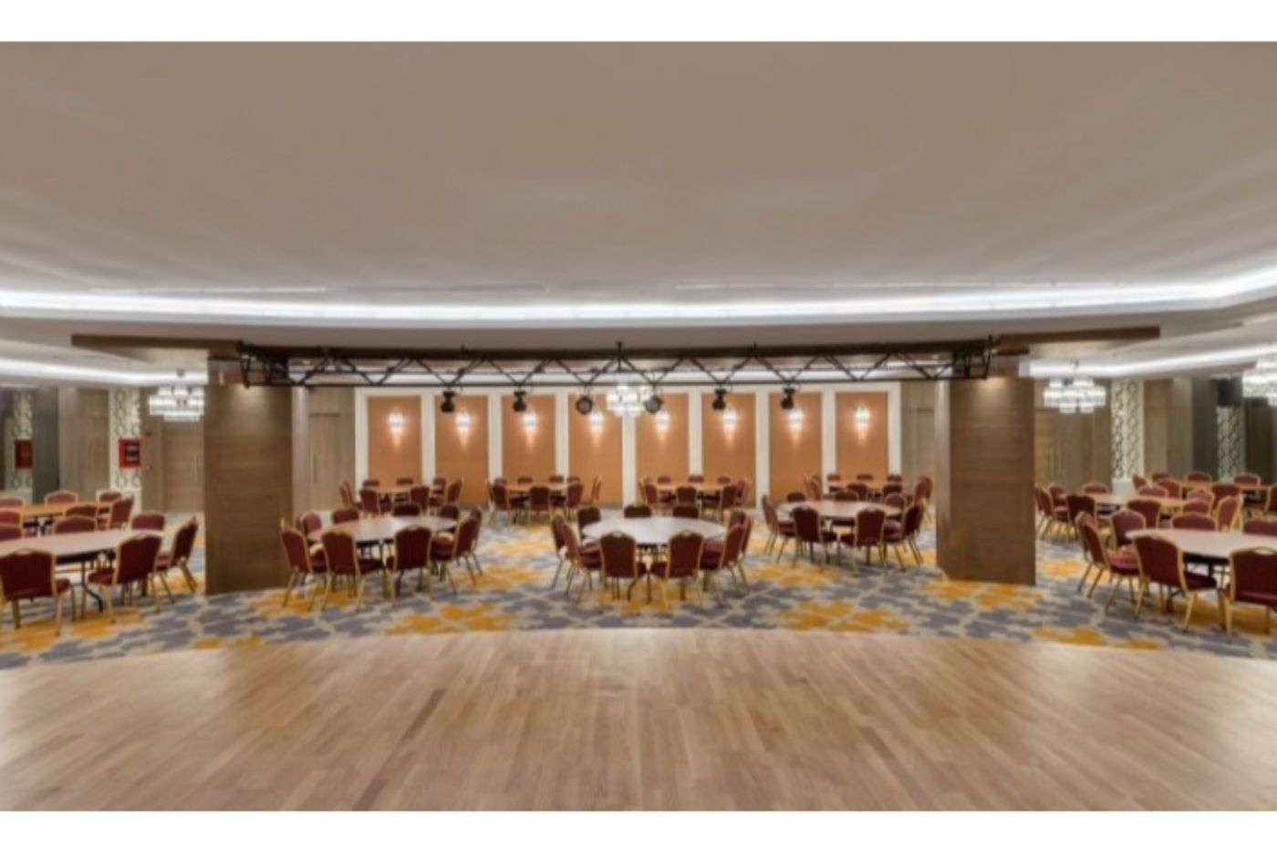 Side-Crown-Sunshine-Conferences-55