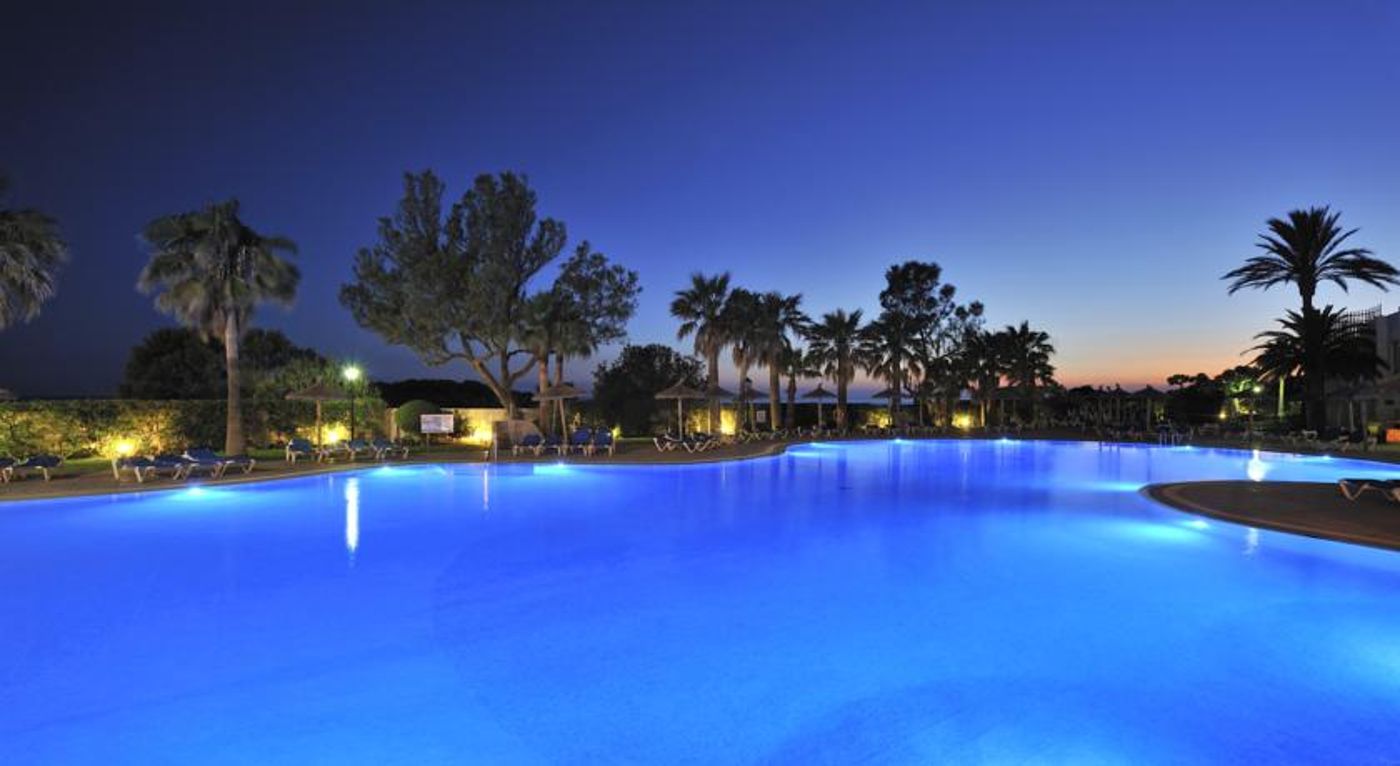 Sol Milanos-Pinguinos