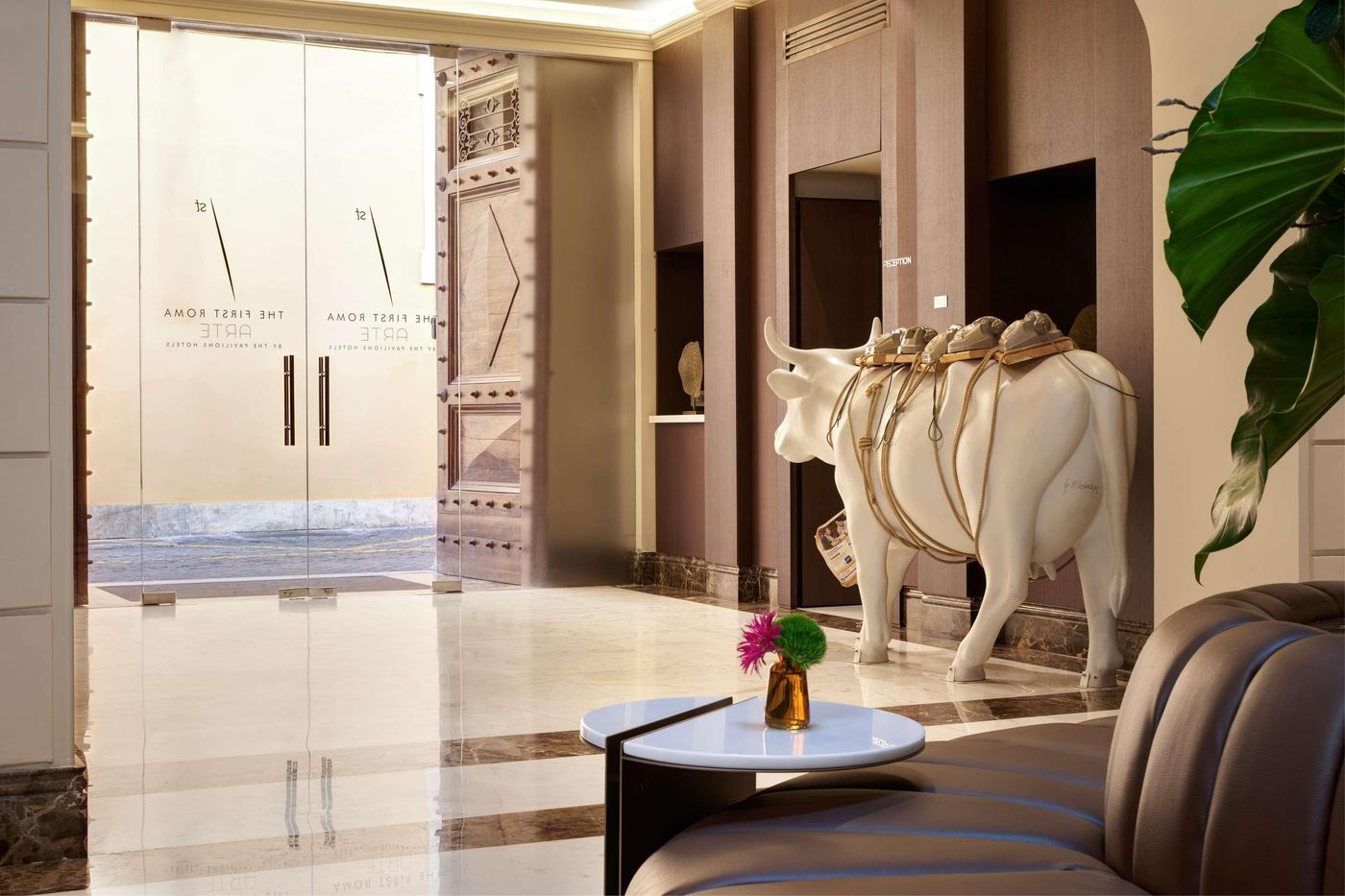 The-First-Arte-Lobby-3