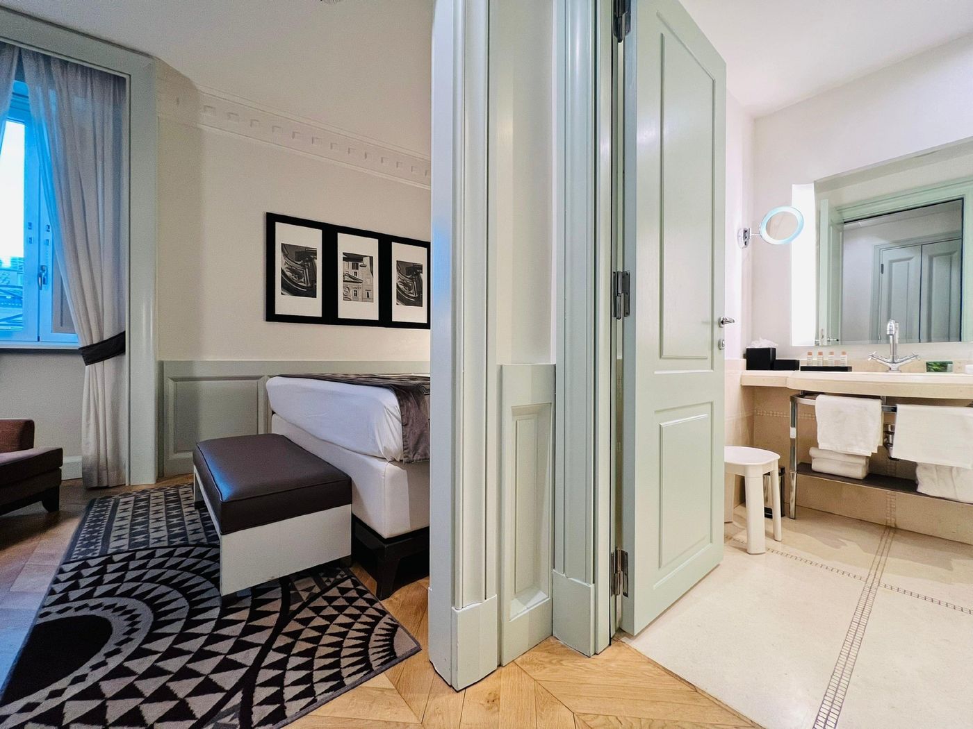 Indigo-Hotel-Rome---St--George-Room-35