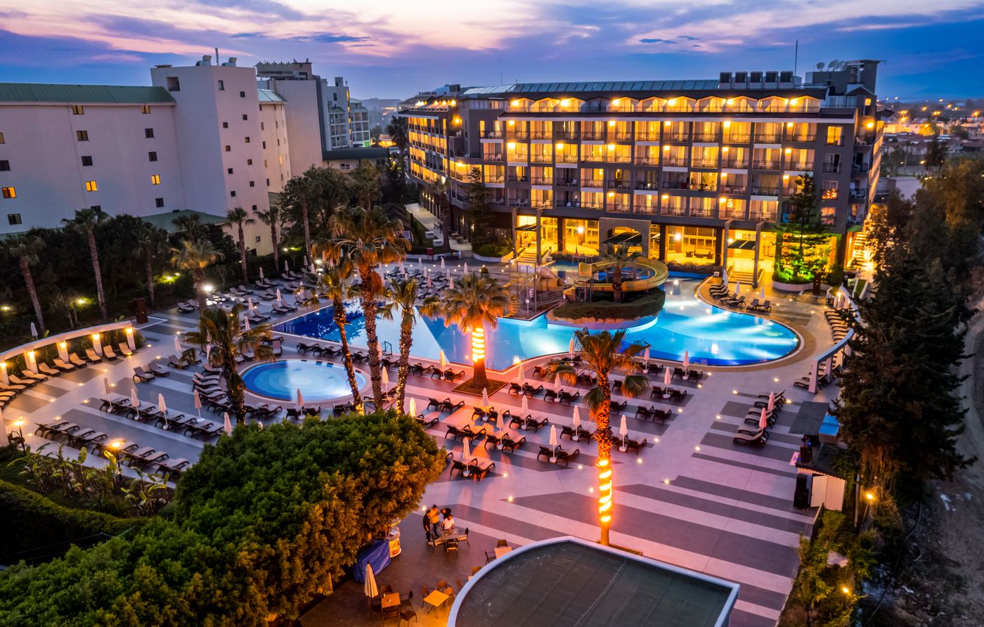 Washington-Resort---Spa-Hotel-General-view-8