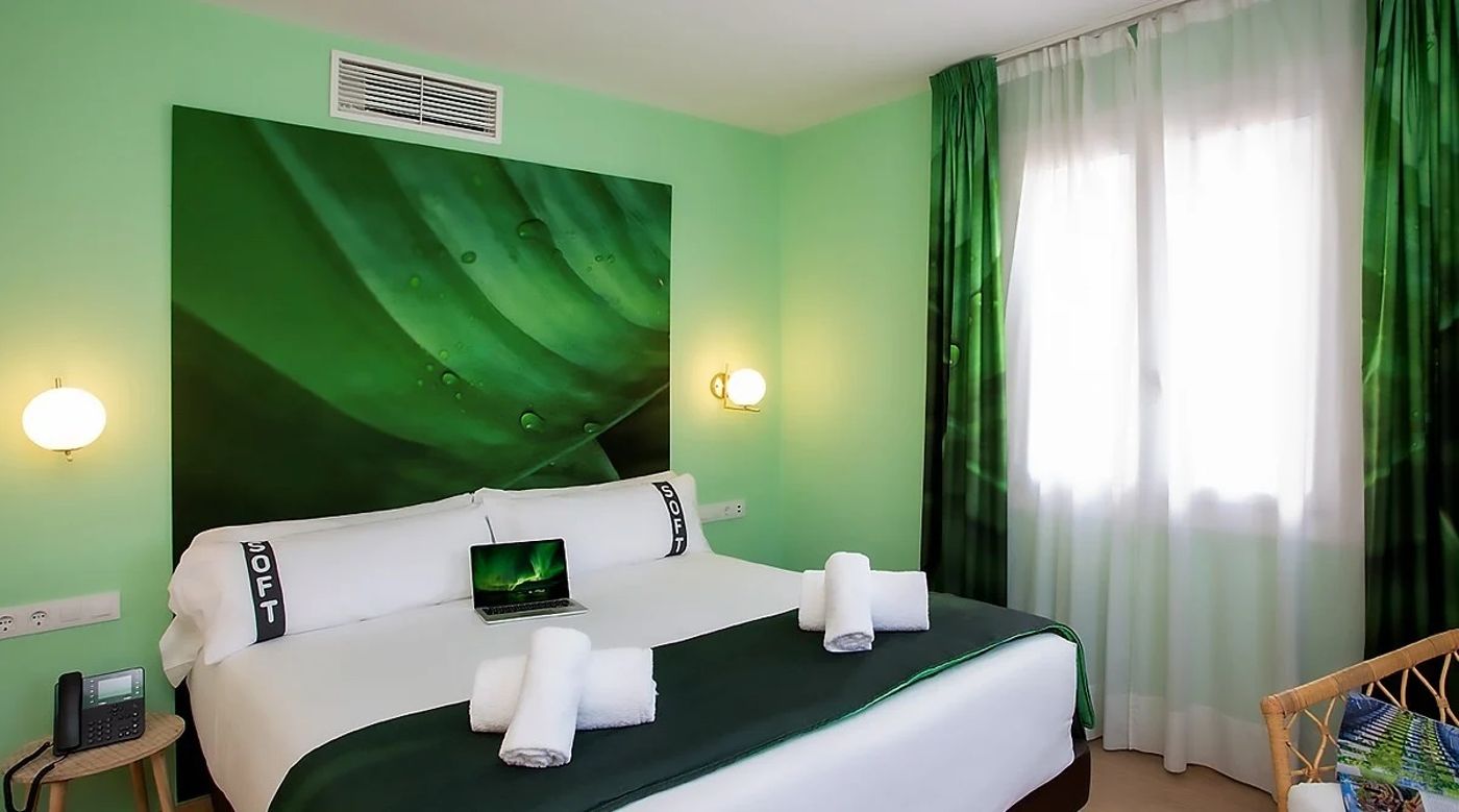 Medium Prisma -amend name as per ticket