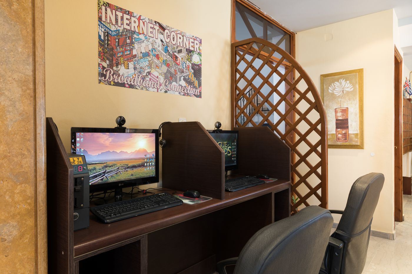 Lefkimi-Hotel-Lobby-36