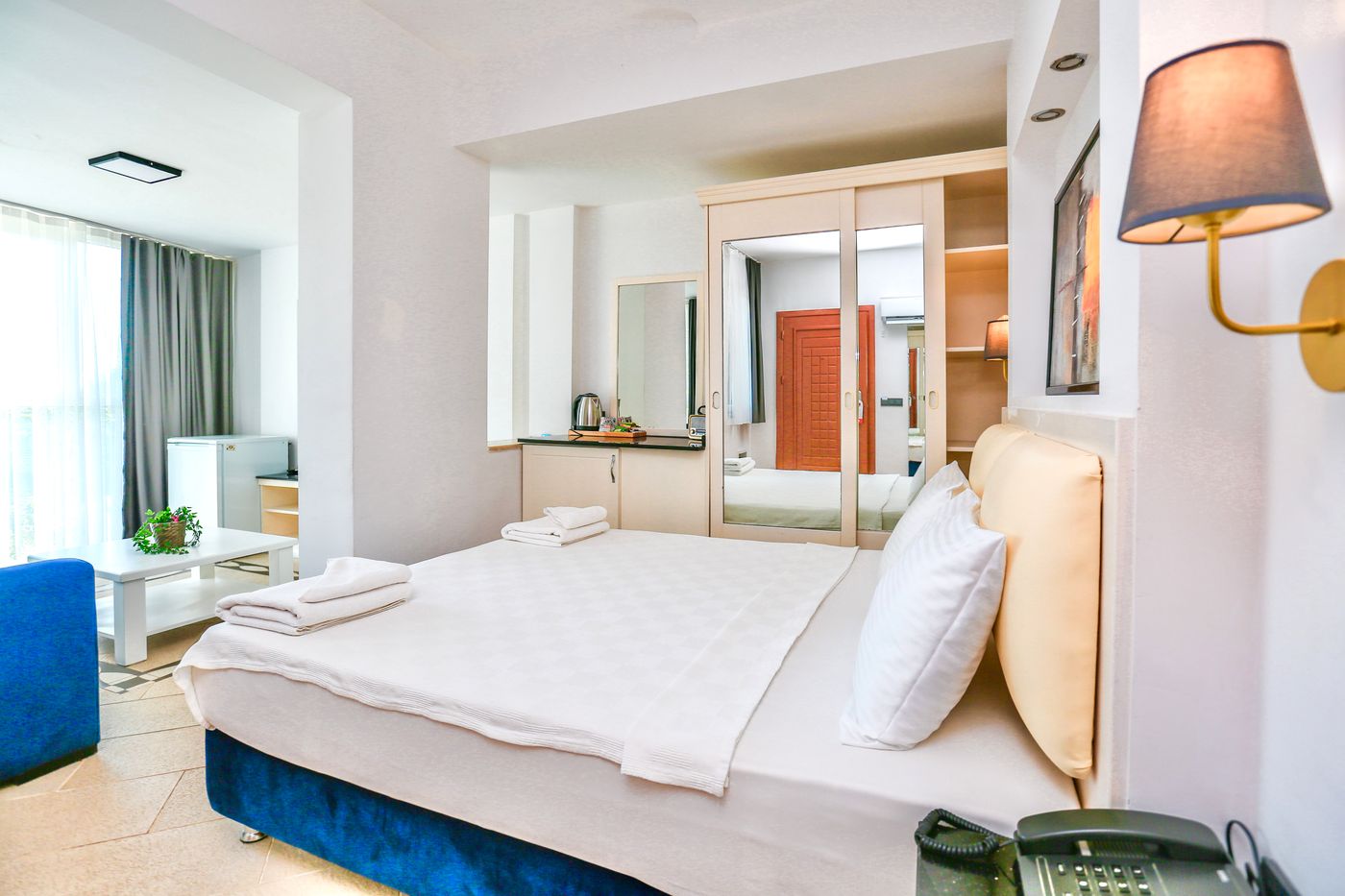 Sertil Deluxe Tropical Suites