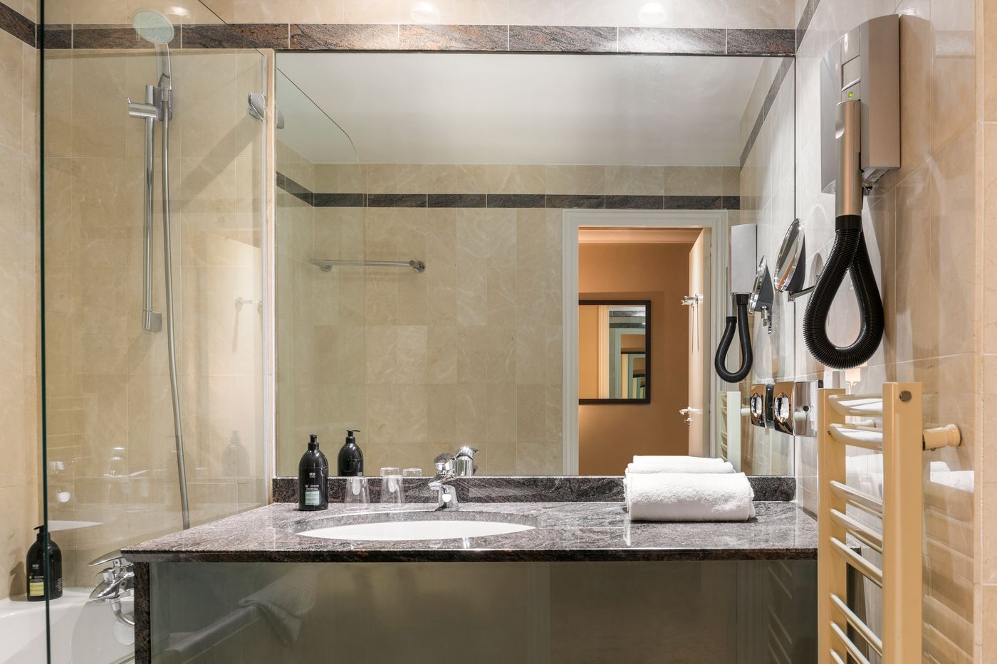 Aparthotel-Adagio-Paris-Haussmann-Room-26