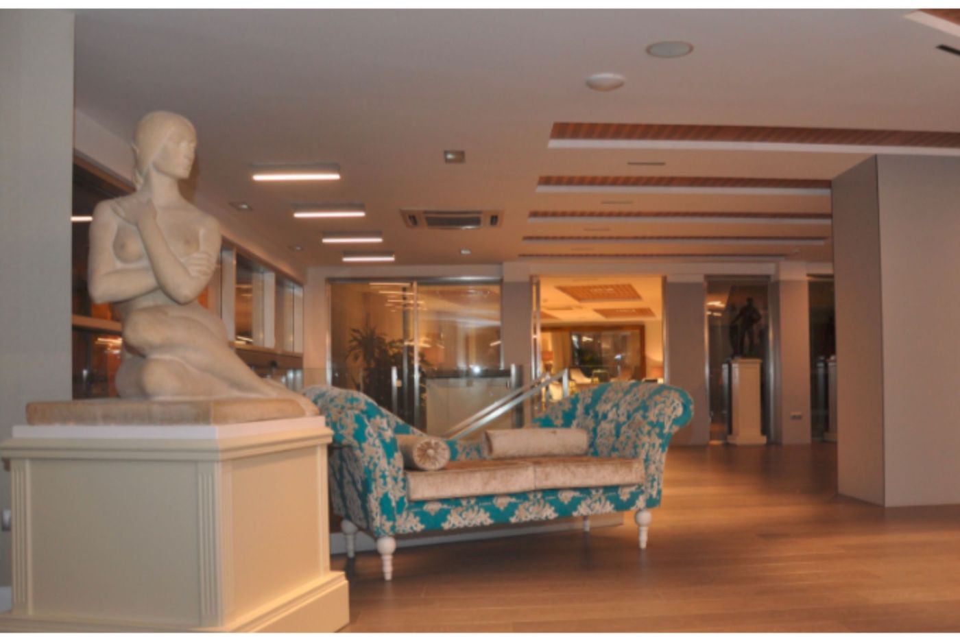 Selu-Spain-CORDOBA-Lobby-3