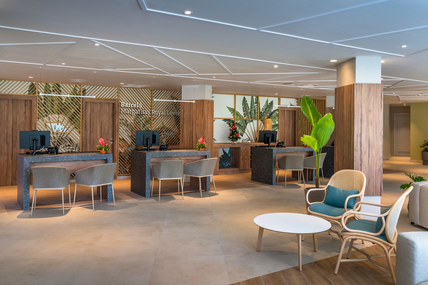 Barcelo-Margaritas-Royal-Level-Lobby-30