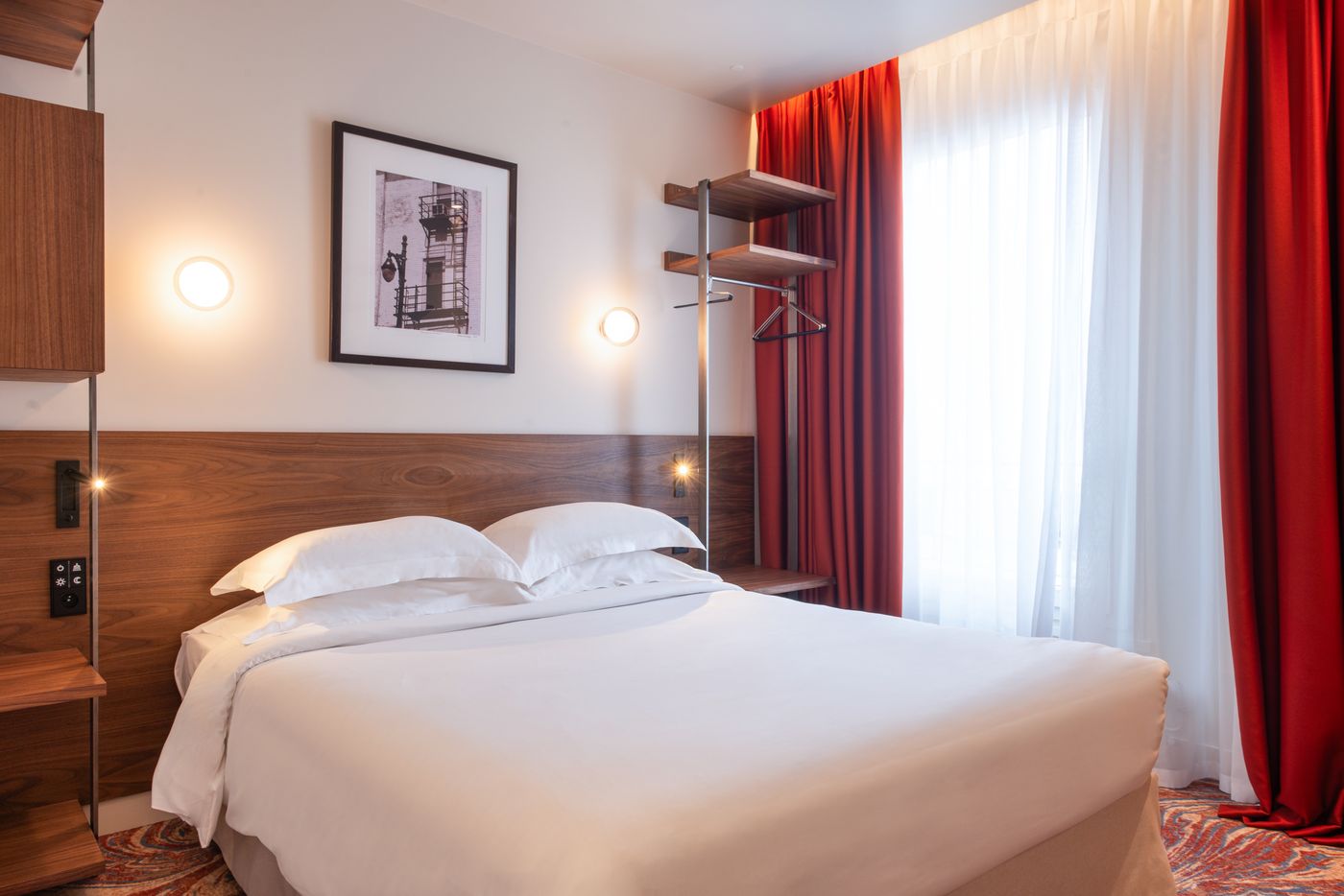 Hotel-Golden-Tulip-Opera-De-Noailles-Room-20