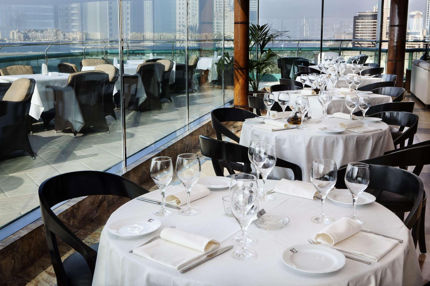 Hilton-Dubai-Jumeirah-Restaurant-48